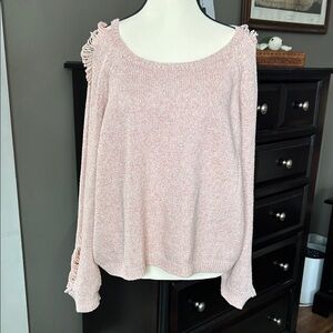 Elegant Pink Frayed Women's Sweater